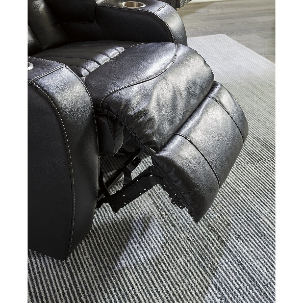 Canapé inclinable électrique Caveman Den Midnight Signature Design by Ashley - 86 L x 42 P x 42 H