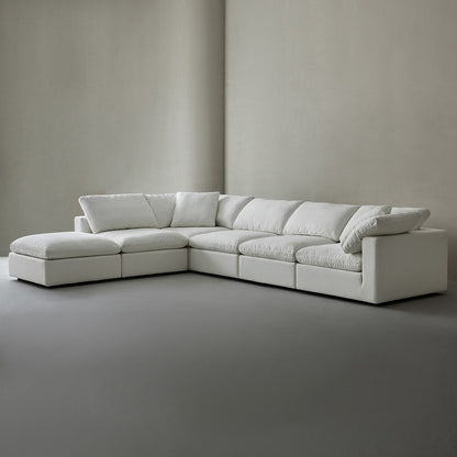 Canapé d'angle rectangulaire en lin à accoudoirs carrés, blanc perle