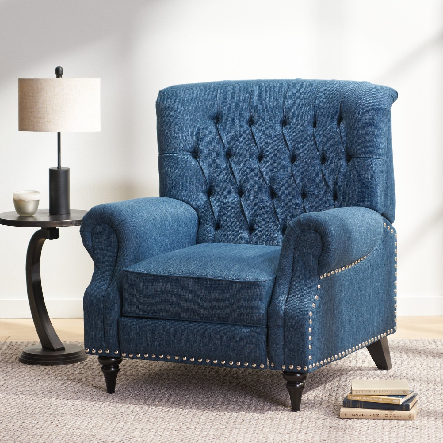 Fauteuil inclinable en tissu et bois d'hévéa Sunapee avec garniture cloutée par Christopher Knight Home