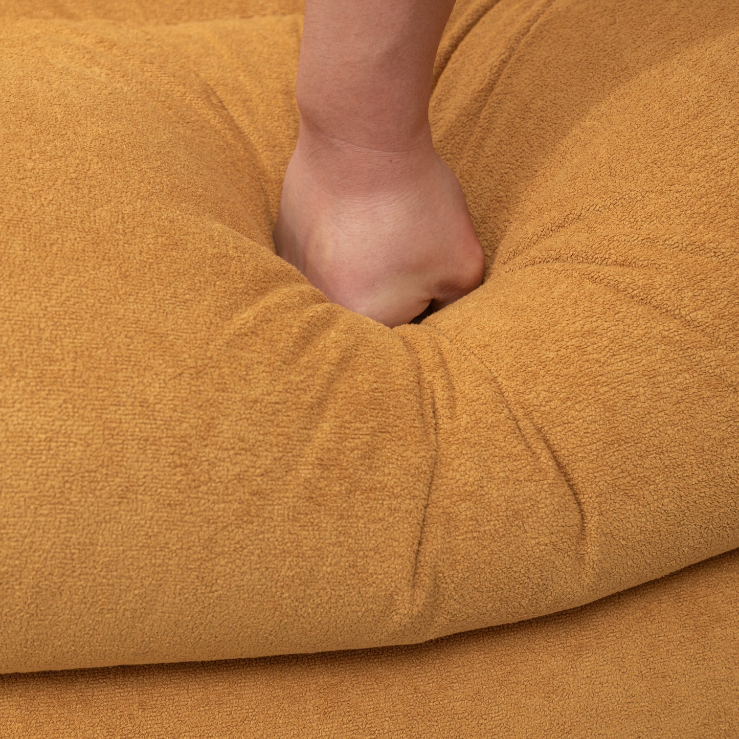 Fauteuil inclinable pivotant avec rembourrage en polaire synthétique douce, confort généreux, fonction planeur, poche latérale, dossier réglable