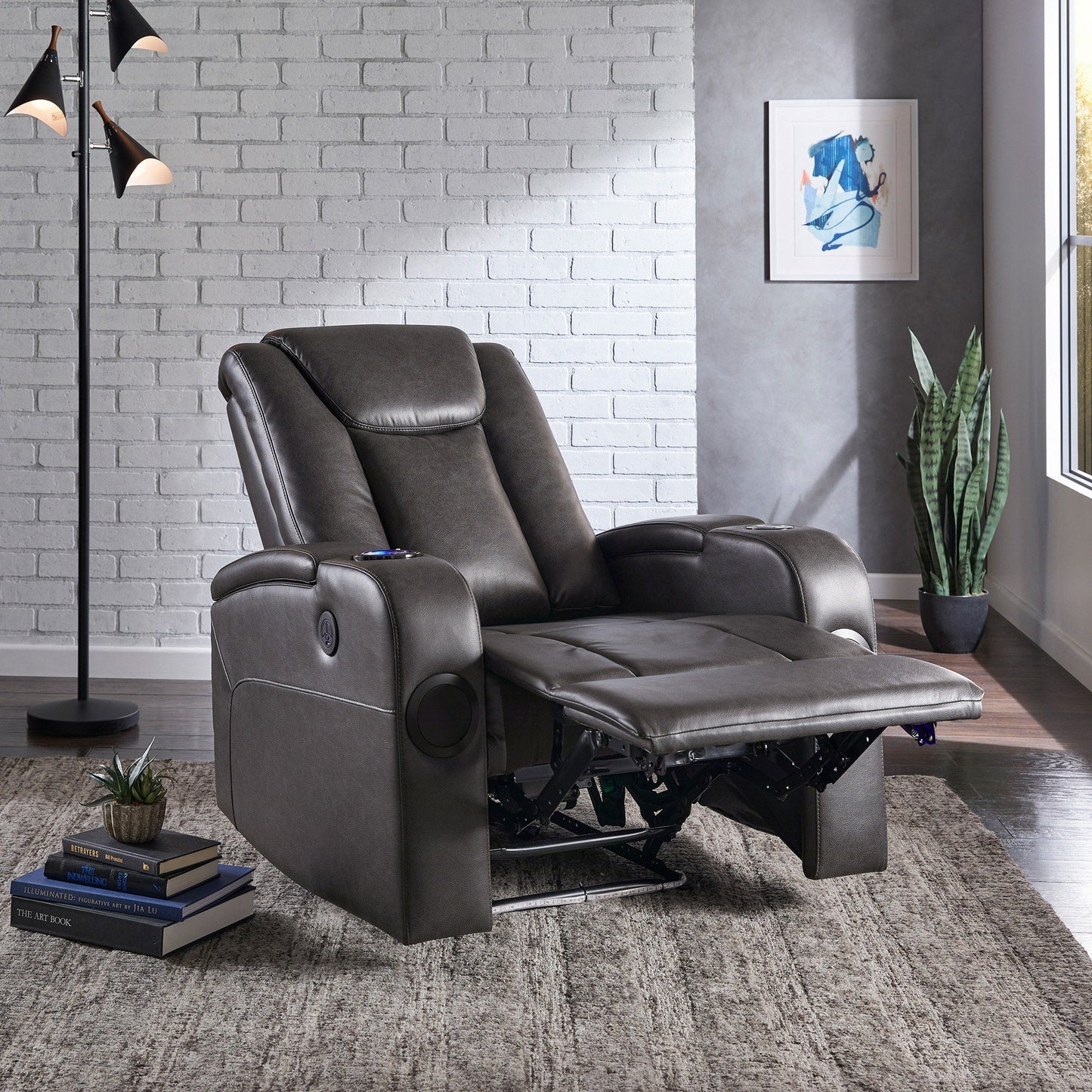 Fauteuil inclinable électrique à LED en cuir vegan gris Terlingua avec haut-parleur, rangement, port USB et chargeur sans fil par iNSPIRE Q Classic