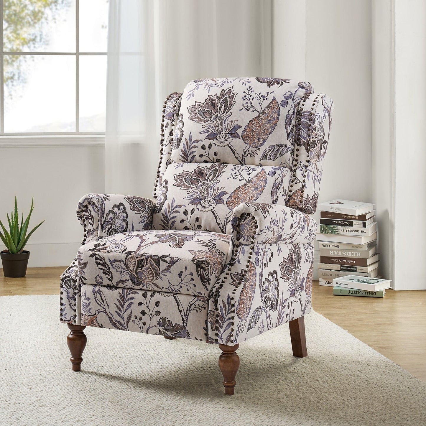 Fauteuil inclinable manuel classique Terri avec accoudoirs coupés et clous pour salon par HULALA HOME