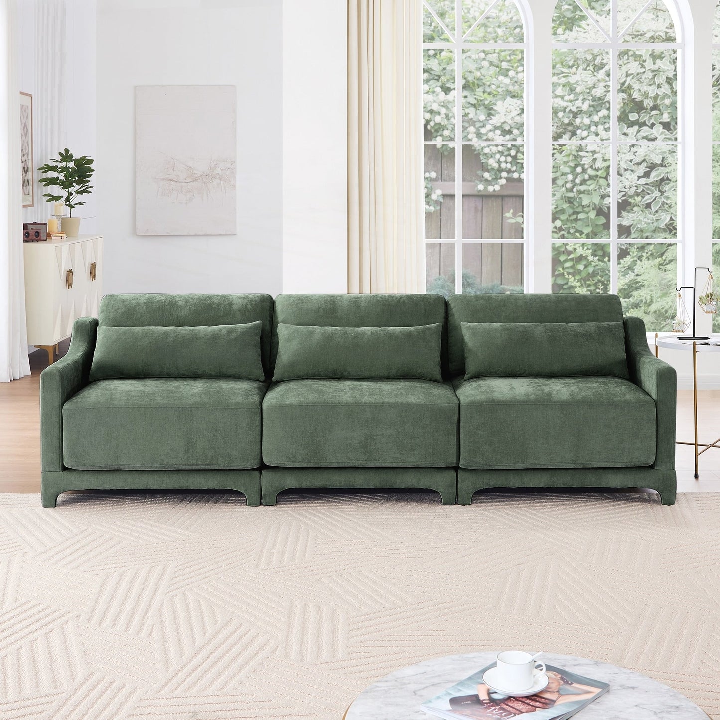 Canapé trois places avec coussin lombaire