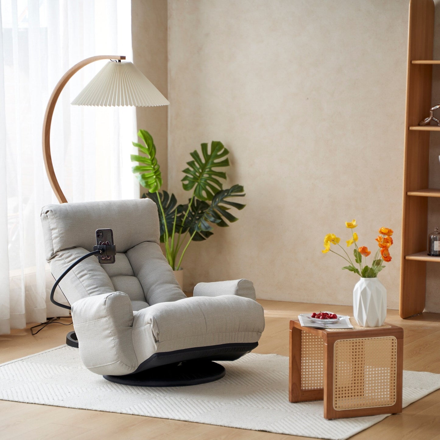 Fauteuil inclinable manuel pivotant à 360° rembourré avec support pour téléphone portable, appui-tête et dossier réglables