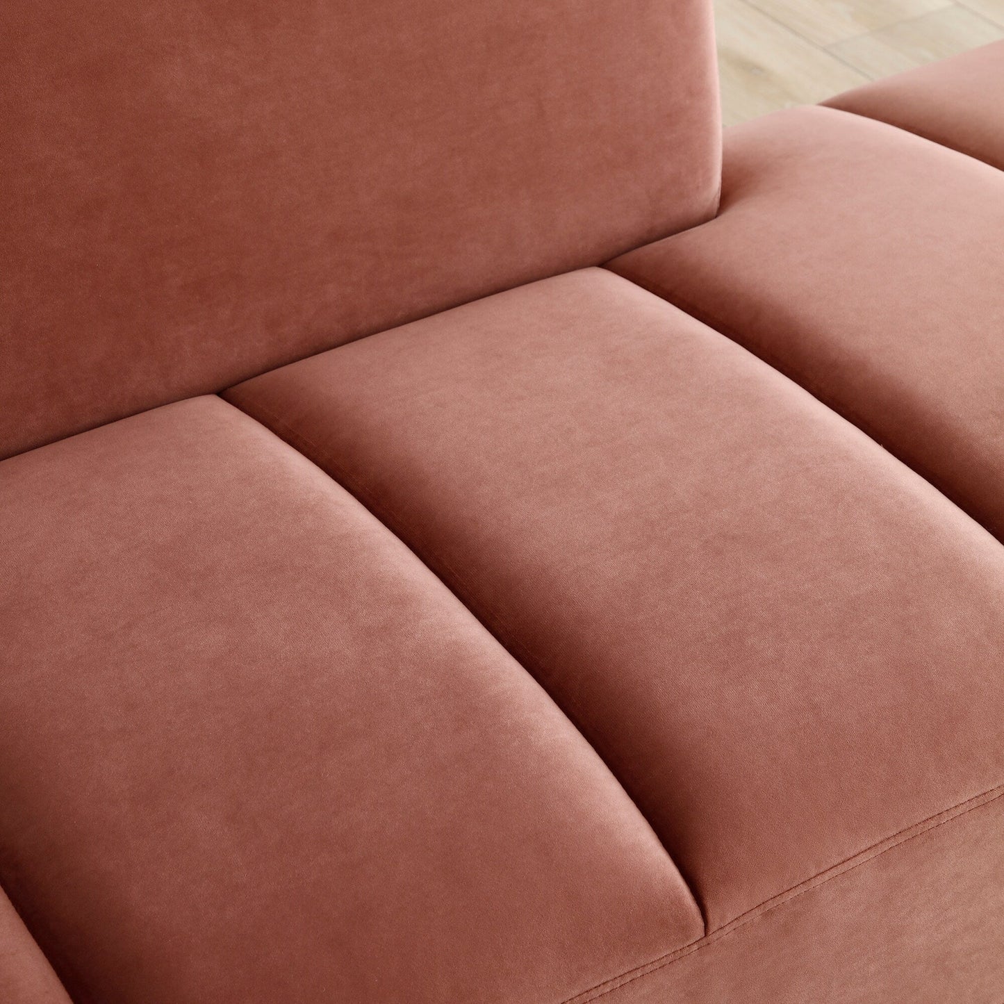 Banc causeuse rembourré avec pieds dorés