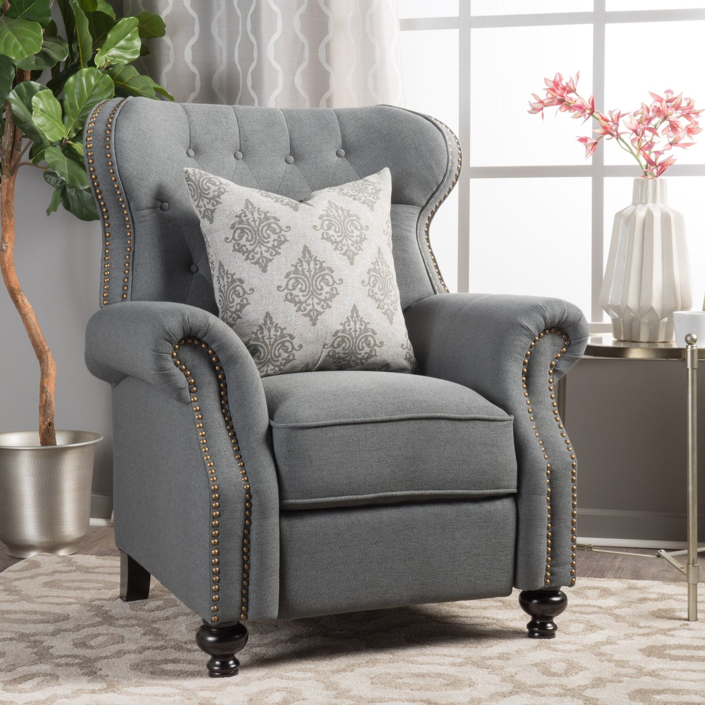 Fauteuil inclinable en tissu à clous capitonnés Walder par Christopher Knight Home