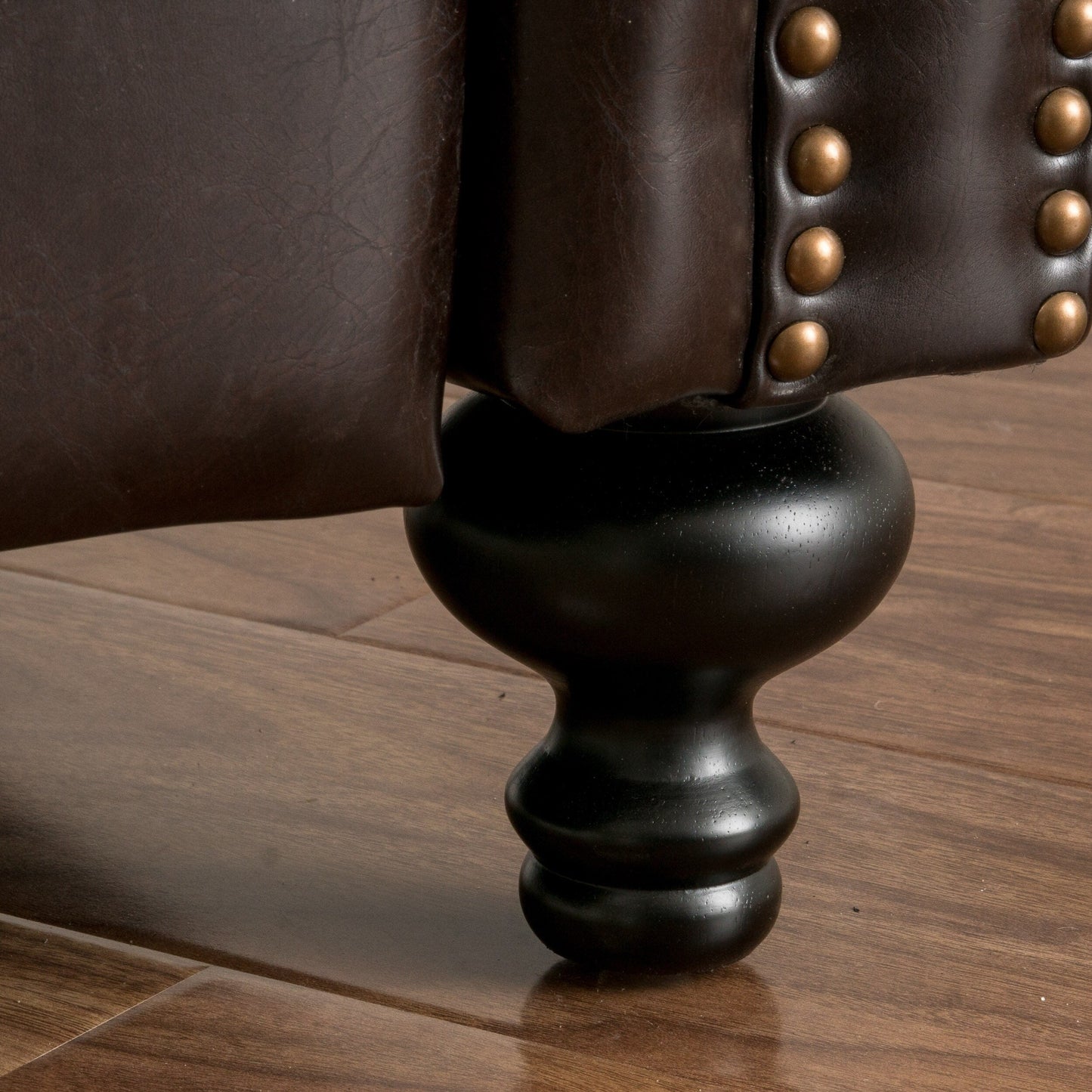 Fauteuil inclinable à dossier poussoir capitonné Waldo avec garniture cloutée