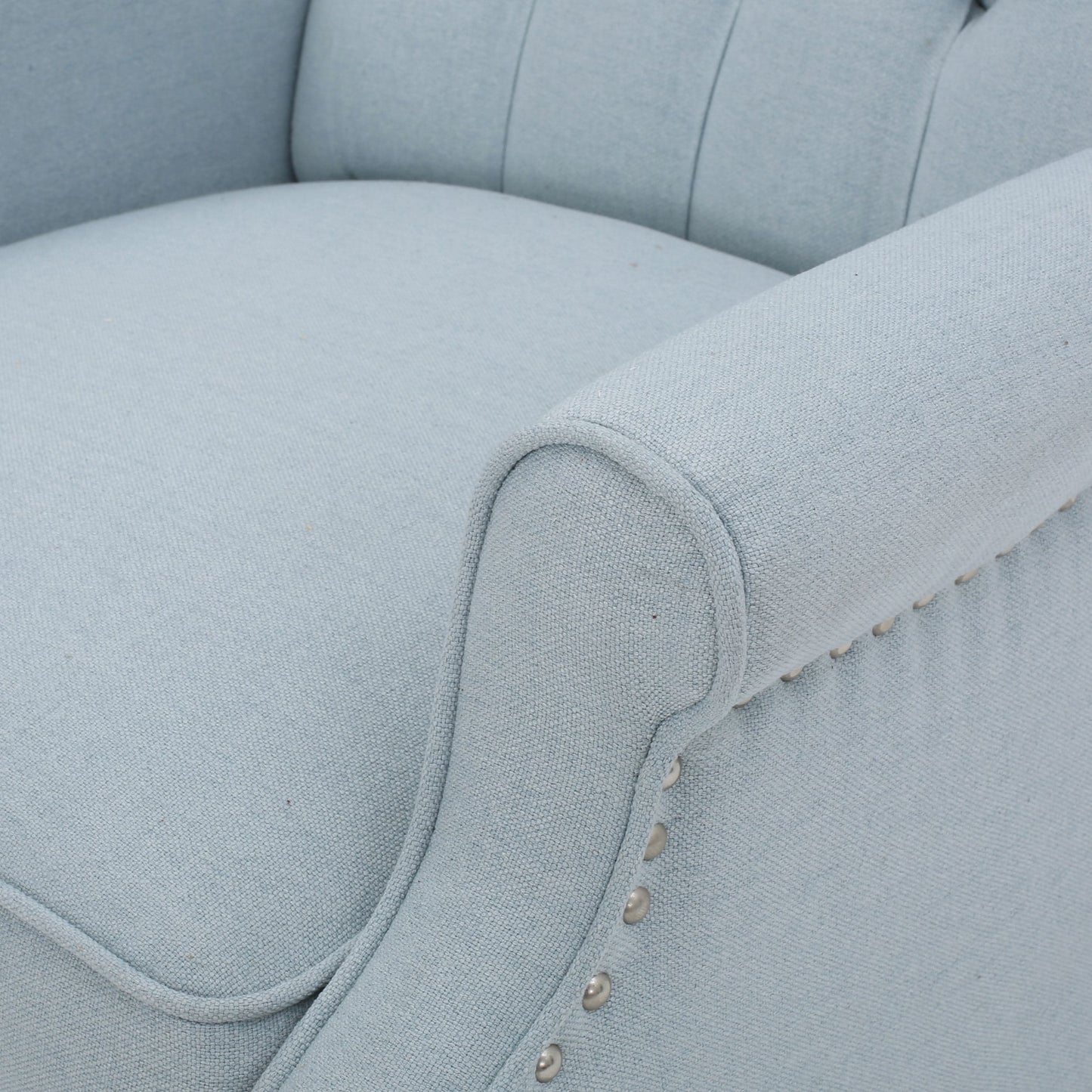 Fauteuil club inclinable à oreilles en tissu capitonné Walter par Christopher Knight Home